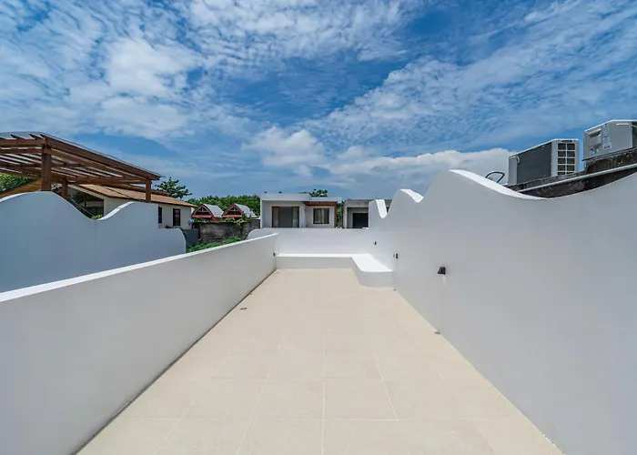Nara - Contemporary 2br With Rooftop & Near 乌鲁瓦图
