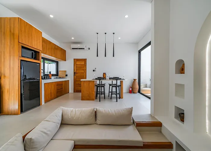 Nara - Contemporary 2br With Rooftop & Near