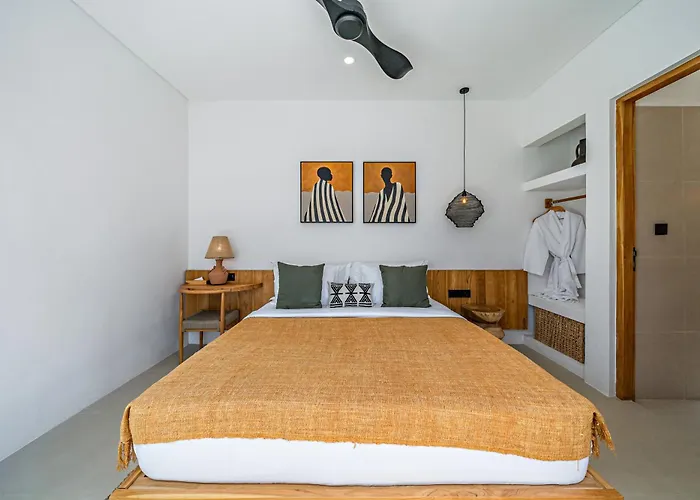 Nara - Contemporary 2br With Rooftop & Near 别墅