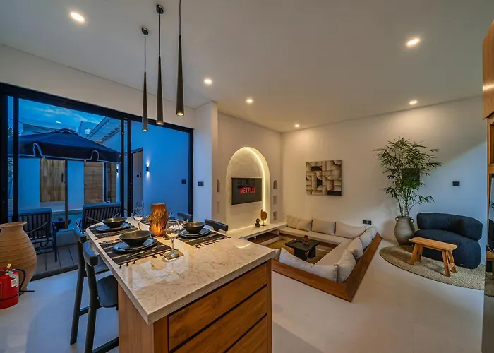 Nara - Contemporary 2br With Rooftop & Near