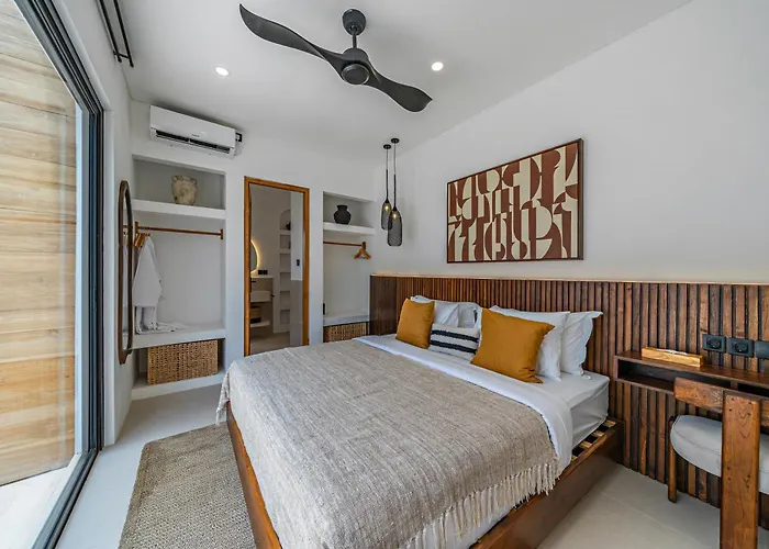 Nara - Contemporary 2br With Rooftop & Near